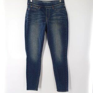 Totally Shaping Pull On Skinny W29 L30  Size 8 Signature Levi Strauss Gold